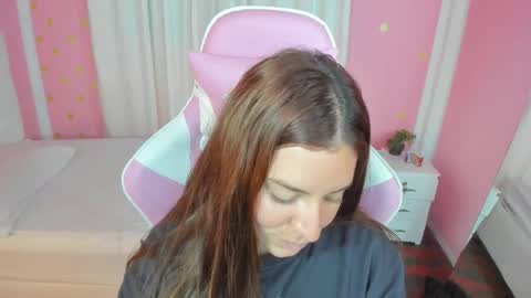 Snapshot of persefone_saira chatting on November 2025 09:42:02 AM Marie online show from November 2025 09:42:02 AM