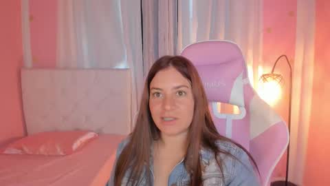 Snapshot of persefone_saira chatting on November 2025 11:21:02 AM Marie online show from November 2025 11:21:02 AM