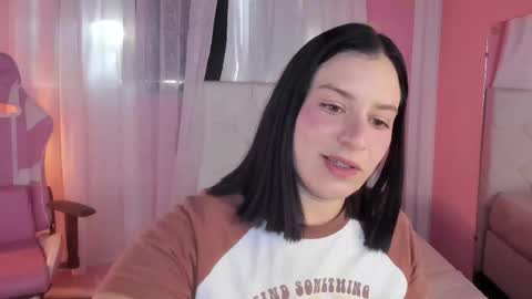 Snapshot of persefone_saira chatting on February 2026 09:19:01 PM Marie online show from February 2026 09:19:01 PM