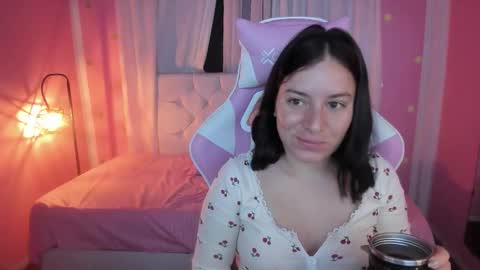 Snapshot of persefone_saira chatting on February 2026 09:15:01 AM Marie online show from February 2026 09:15:01 AM