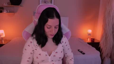 Marie online show from March 2026 11:27:01 AM