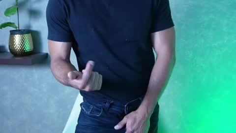 andres    online show from April 2026 08:43:02 PM