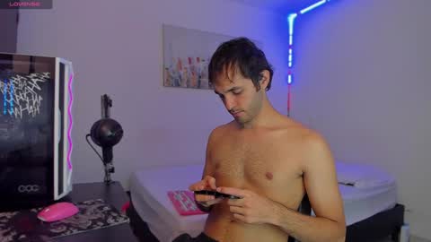 Snapshot of persival_2 chatting on December 2024 08:00:02 AM persi online show from December 2024 08:00:02 AM