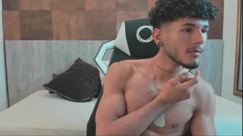 ken boy online show from October 2025 10:54:02 PM