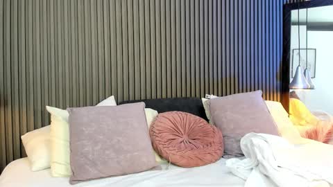 Lizza online show from November 2025 11:21:02 AM