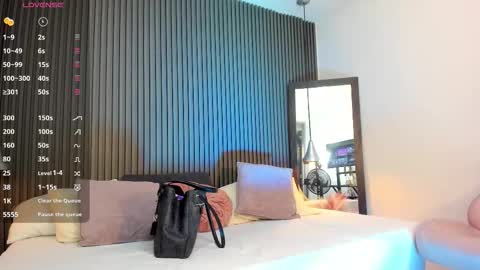 Lizza online show from November 2025 11:32:02 AM