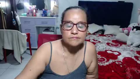 Snapshot of pervert_mommy_x chatting on June 2026 11:16:02 PM SAMY online show from June 2026 11:16:02 PM