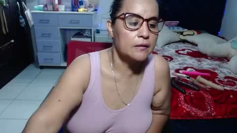 Snapshot of pervert_mommy_x chatting on June 2026 09:51:02 AM SAMY online show from June 2026 09:51:02 AM
