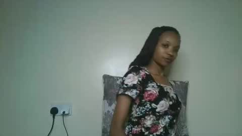 Snapshot of petal_palette chatting on May 2026 01:29:02 PM Lolly online show from May 2026 01:29:02 PM