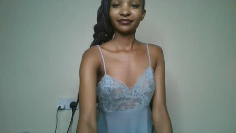 Snapshot of petal_palette chatting on May 2026 05:23:02 AM Lolly online show from May 2026 05:23:02 AM
