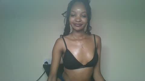 Snapshot of petal_palette chatting on June 2026 02:26:02 PM Lolly online show from June 2026 02:26:02 PM