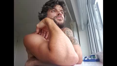 Snapshot of pete_le_meat chatting on June 2026 06:57:02 PM pete_le_meat online show from June 2026 06:57:02 PM
