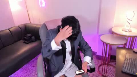 Peter online show from November 2025 05:50:02 AM