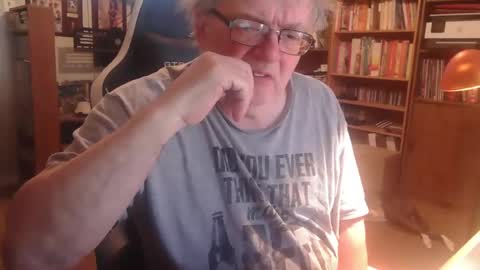 Snapshot of peterinohio57 chatting on February 2026 01:07:02 PM peterinohio57 online show from February 2026 01:07:02 PM