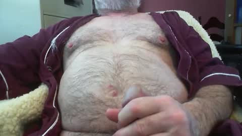 Snapshot of peterlast1958 chatting on February 2025 07:20:02 PM Peter online show from February 2025 07:20:02 PM