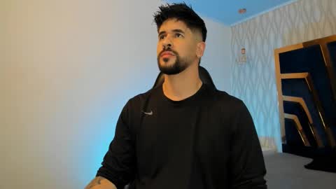 PETES EVANS new account online show from November 2025 11:18:02 PM