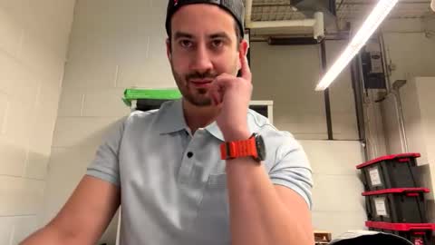 peteypete204 online show from April 2026 02:24:01 PM