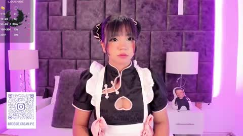 Im Rosse but u can call me Rossie or Rosita . online show from March 2025 10:47:01 PM