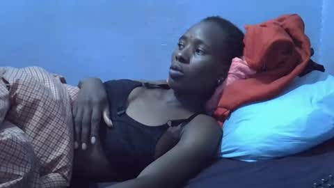 petite_bella21 online show from April 2026 10:19:02 AM