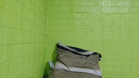 Yuriee online show from February 2025 06:18:01 AM