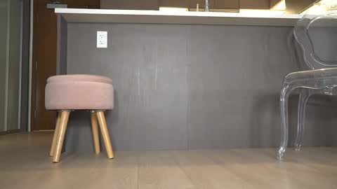 Snapshot of petite_fuck chatting on May 2026 05:57:02 AM Sasha online show from May 2026 05:57:02 AM