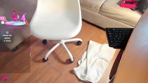 Linda online show from September 2025 03:30:02 AM