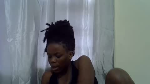 petite_melan online show from November 2025 05:06:01 AM