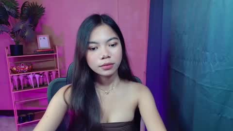 Snapshot of petite_novy chatting on March 2025 08:24:02 AM Novy online show from March 2025 08:24:02 AM