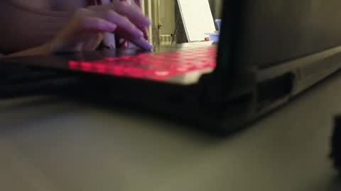 Snapshot of petite_peach__ chatting on January 2025 02:01:01 AM Evelin online show from January 2025 02:01:01 AM