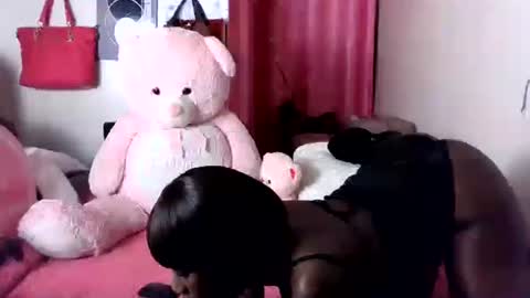 petite_princes online show from June 2026 05:54:01 PM