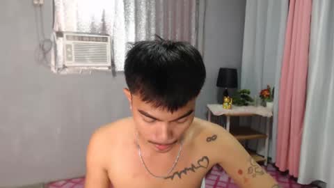 Snapshot of petiteasianx chatting on January 2025 10:16:02 AM Vrin online show from January 2025 10:16:02 AM