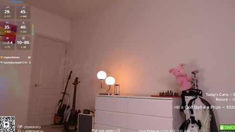Snapshot of petitebrat chatting on April 2026 04:43:02 AM PiperAvery online show from April 2026 04:43:02 AM