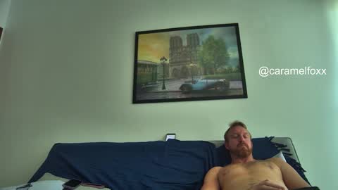 Snapshot of petitebubblegum chatting on October 2025 03:54:01 PM Caramel princesa online show from October 2025 03:54:01 PM