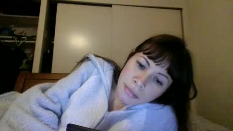 Petitedoll30 online show from January 2025 02:40:01 AM