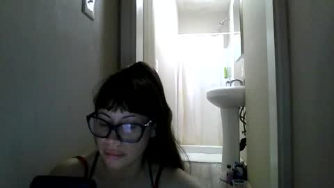 Snapshot of petitedoll30 chatting on May 2026 01:22:01 AM Petitedoll30 online show from May 2026 01:22:01 AM