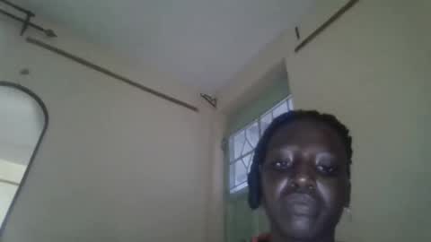 Snapshot of petitekittyy chatting on May 2026 03:29:02 PM Kitty online show from May 2026 03:29:02 PM