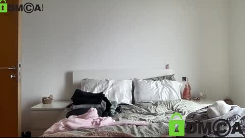 lara online show from February 2026 01:58:02 PM