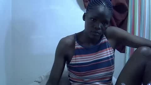 Snapshot of petiteslim2 chatting on April 2026 06:06:01 AM petiteslim2 online show from April 2026 06:06:01 AM