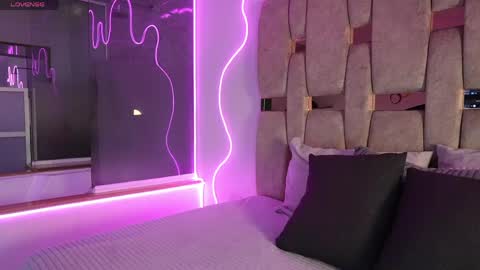 Mussa online show from April 2026 03:42:01 AM