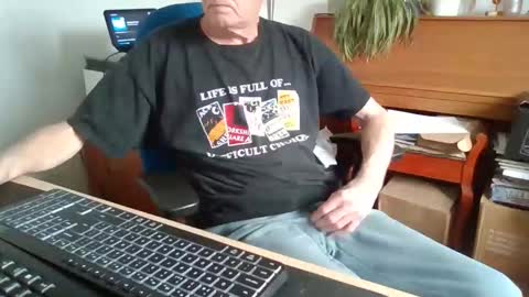 petitwilly online show from March 2026 09:26:01 AM