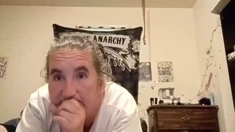 Snapshot of petraszkot chatting on June 2026 08:03:01 PM petraszkot online show from June 2026 08:03:01 PM