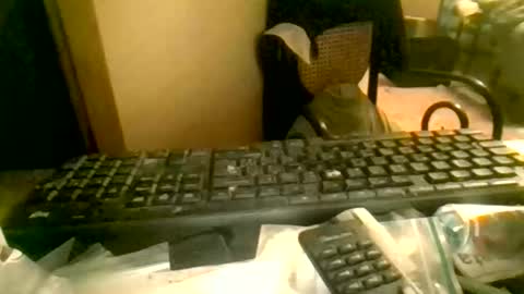 Snapshot of peyo873996 chatting on May 2026 08:14:02 PM peyo873996 online show from May 2026 08:14:02 PM