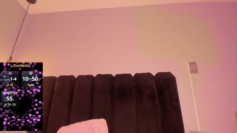 Snapshot of peytonrouse1 chatting on June 2026 02:24:02 AM peytonrouse1 online show from June 2026 02:24:02 AM