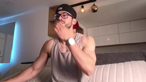 phantom_bigger1 online show from January 2026 08:01:01 PM