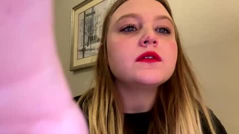 PhatAssBlond online show from January 2025 01:17:01 AM