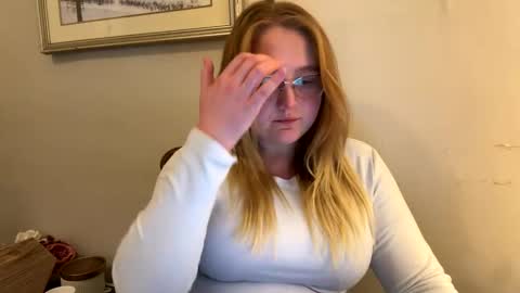 PhatAssBlond online show from January 2025 09:17:02 PM
