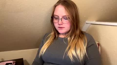 PhatAssBlond online show from January 2025 02:15:01 AM