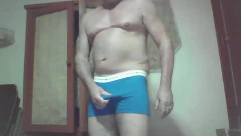 Snapshot of phil279 chatting on January 2025 03:17:02 PM Phil online show from January 2025 03:17:02 PM