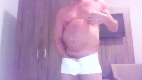 Snapshot of phil279 chatting on November 2025 05:52:01 AM Phil online show from November 2025 05:52:01 AM