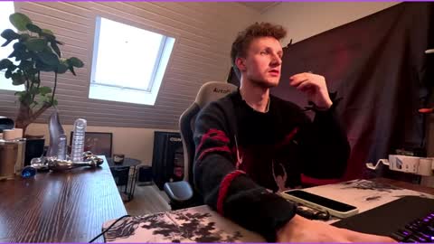 philipp_gtx online show from February 2025 03:42:01 PM